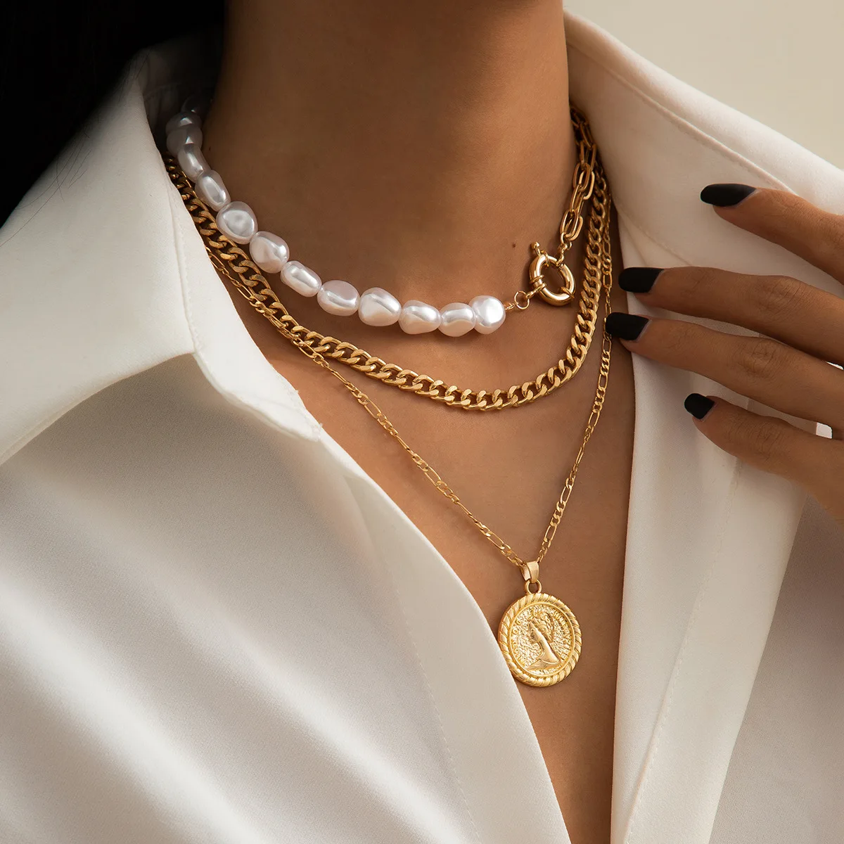 

Collares De Mujer Minimalist Gold Plated Jewellry Trendy Pearl Vintage Coin Necklace Figaro Chain Triple Layer Necklaces, Silver / gold
