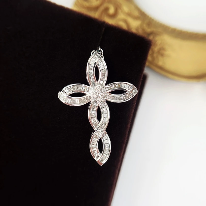 Solid Gold Diamond Cross Penda