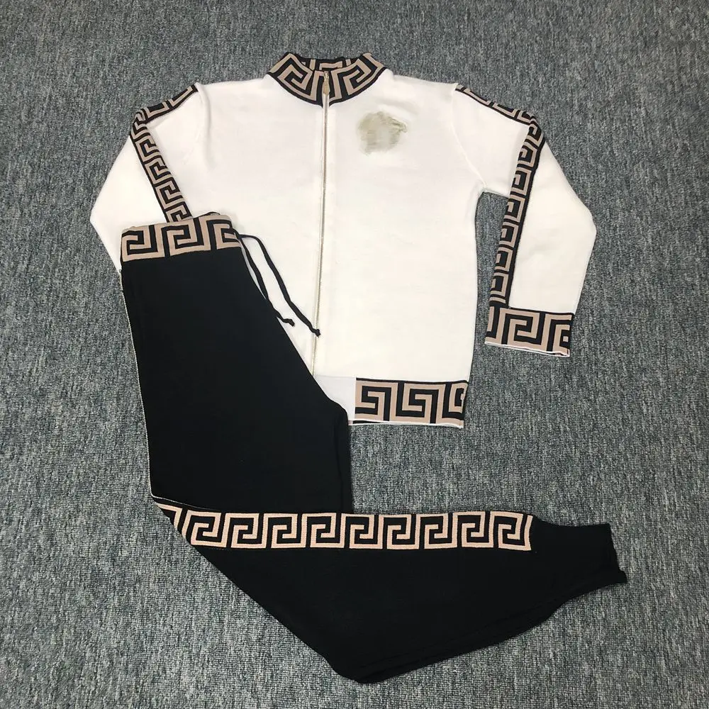 

zipper women fall 2021 jogging suits wholesale sweater 2 piece cotton jogging training wear suit