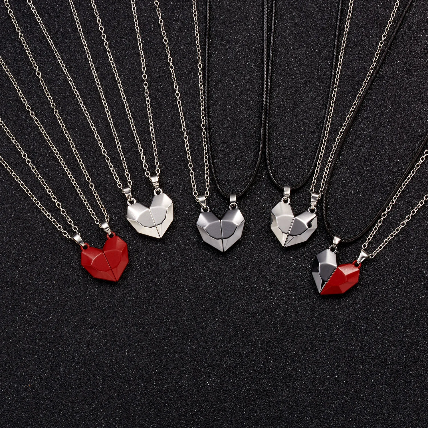 

Lovers Heart Pendant Couple Strong Magnetic Distance Heart Charm Necklaces for Women Men Wedding Gifts, Black red
