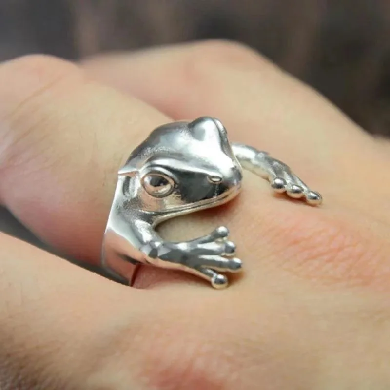 

OUYE New Retro Alloy Small Frog Opening Adjustable Ring European and American Fashion Personality Couple Ring Jewelry, Colorful