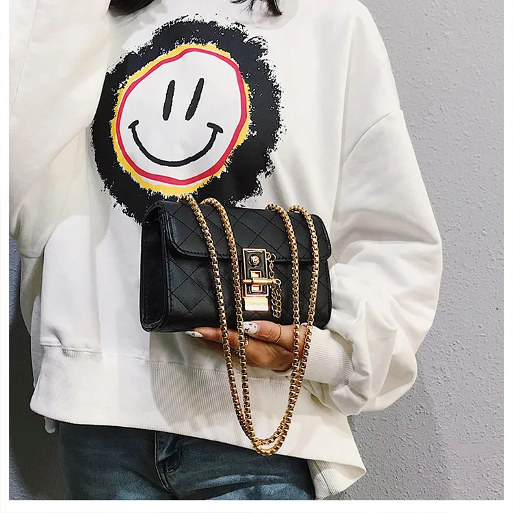 

New Arrival 2022 Wholesale Bags Female Fashion Trendy Chain Small Bag Locking Small Square Bag, As picture