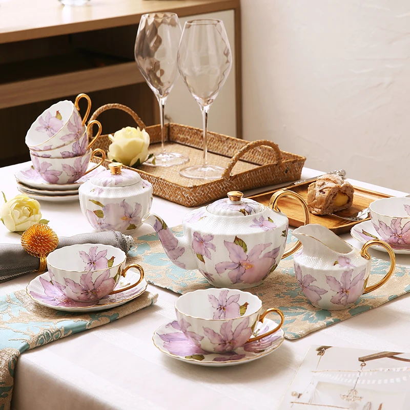 

British Style Tea Sets Flower Design Coffee Sets Fine Bone China Tea Sets, White with gold