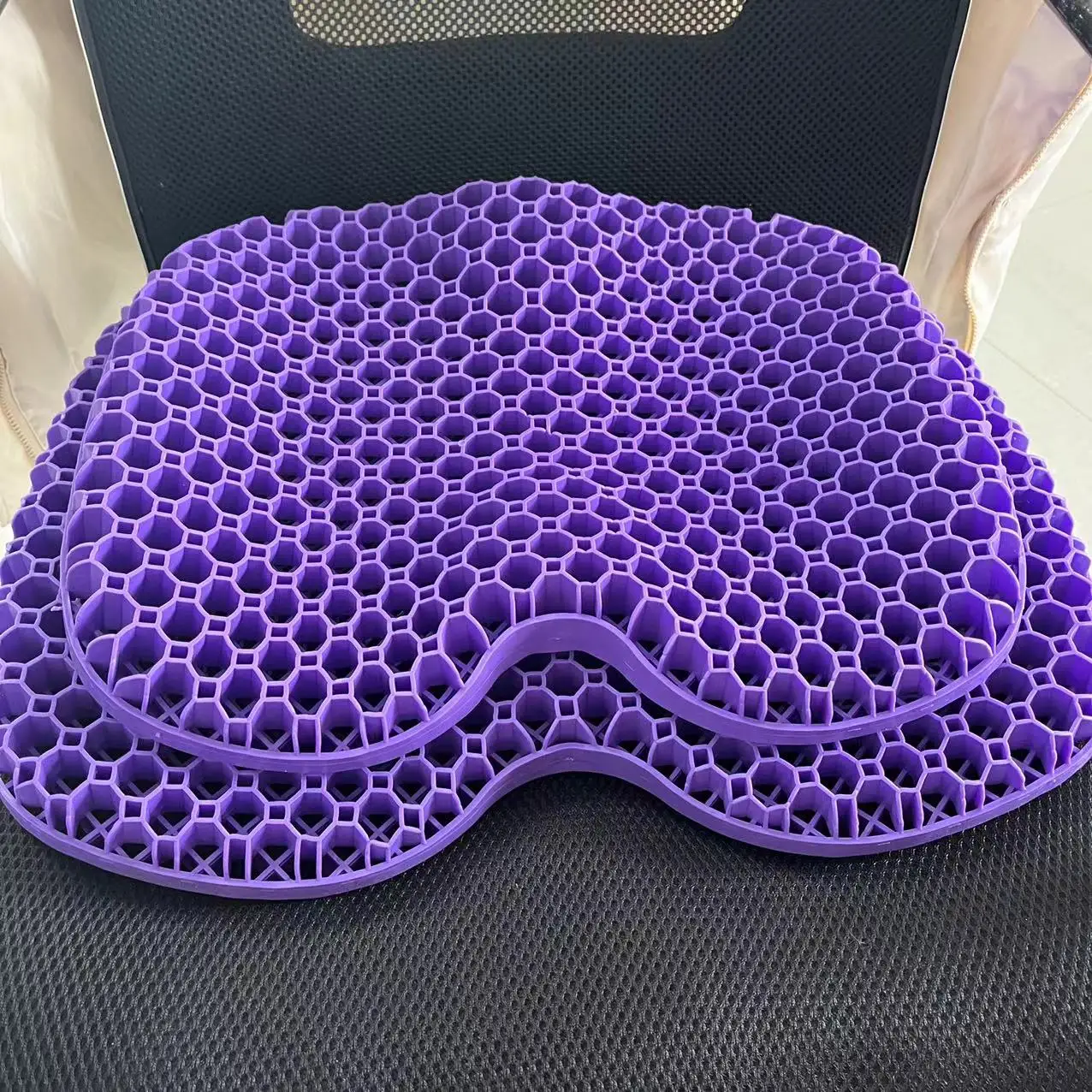 48*38*5cm Comfortable Office Chair Gel Seat Cushion with Breathable Anti-slip Cover TPE Material Lumbar Pillows & Seat Cushions