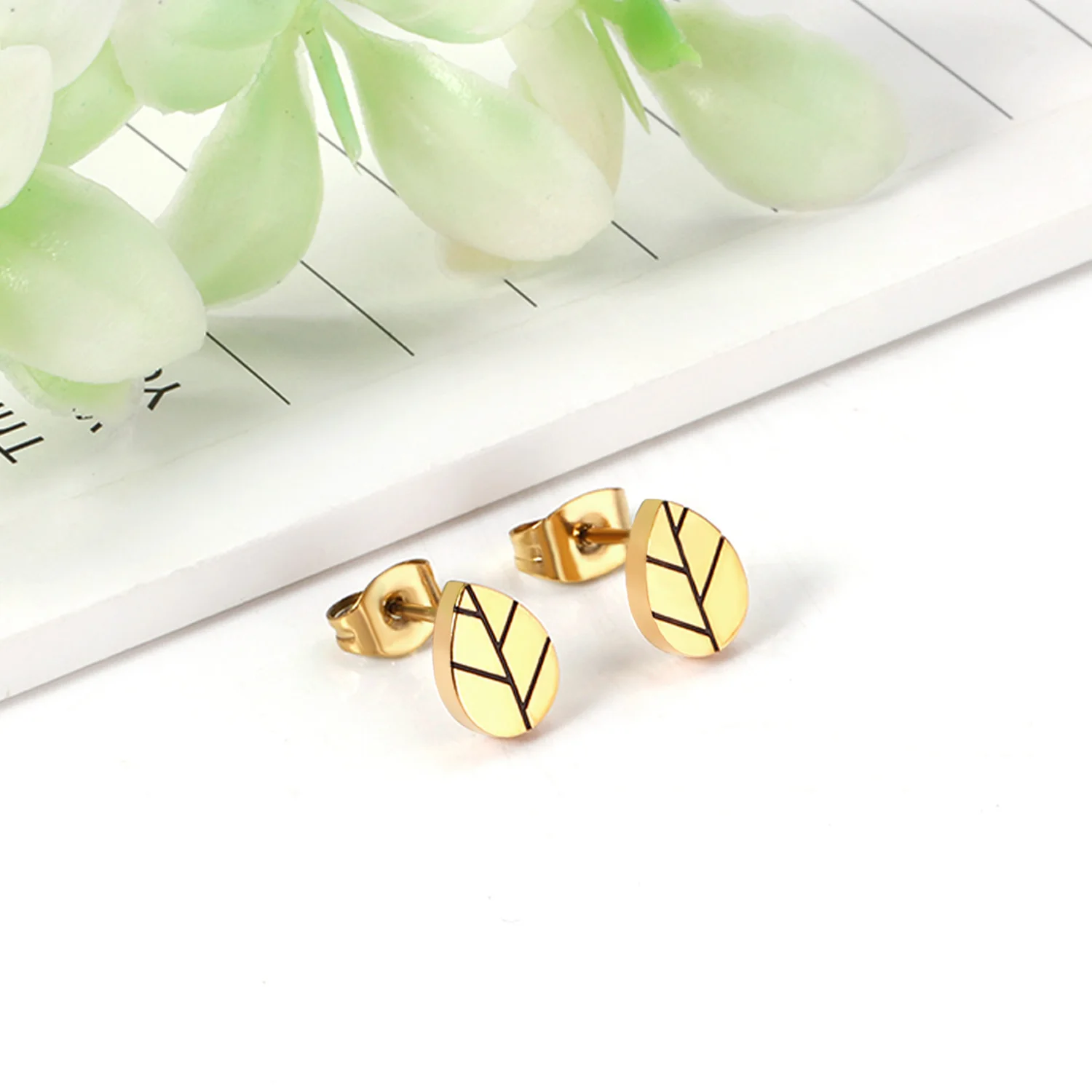 

Ason New Small Stud Leaves Earrings For Custom Design Hot Selling Stainless Steel Stud Earrings, Gold/silver available