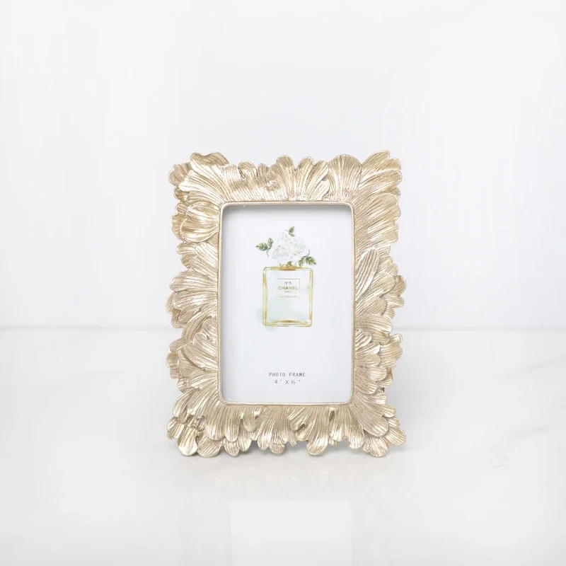 

Popular 6 Inch European Frame Decors Rectangular Resin Photo Frame, Customized color