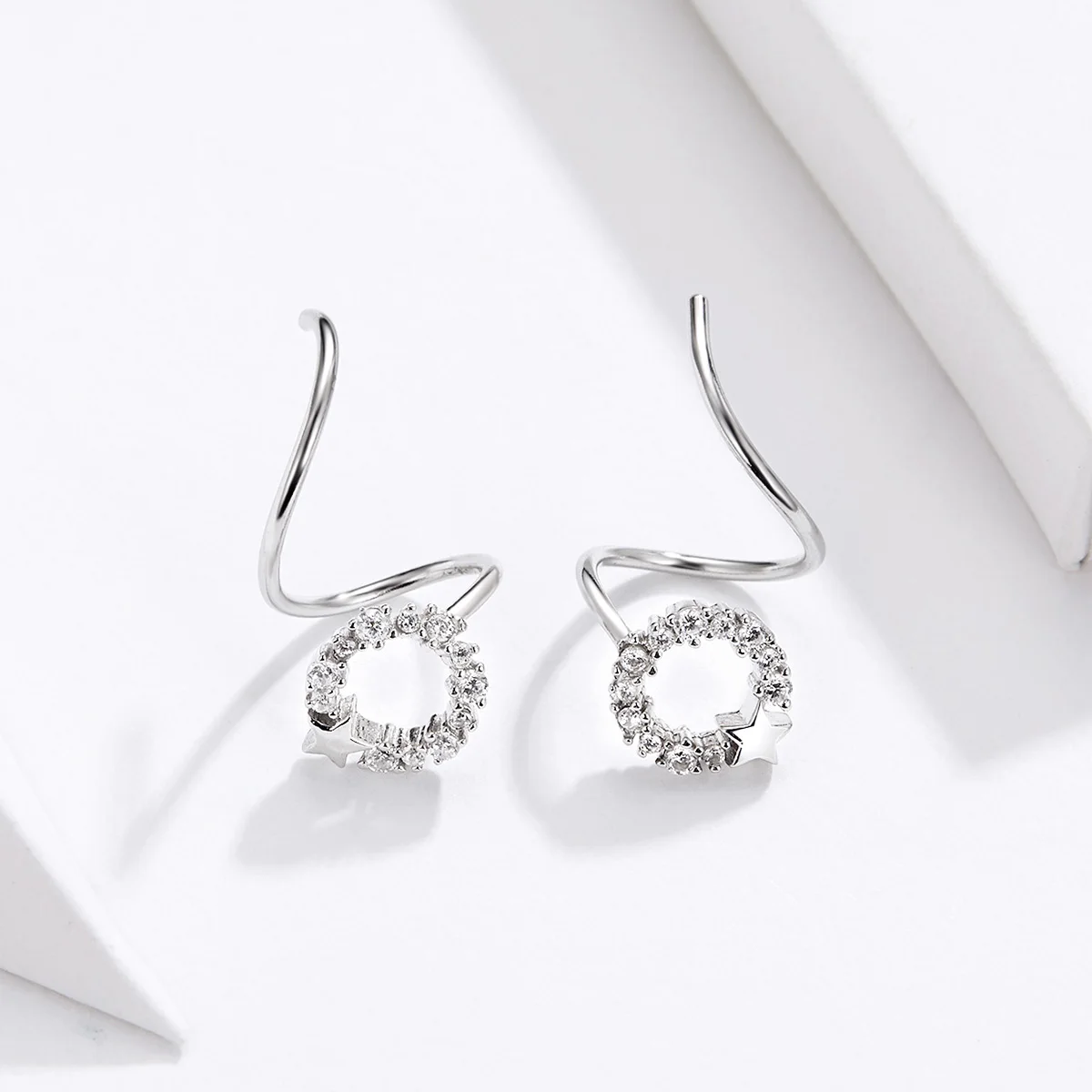 

Professional Custom 925 Silver Jewelry Round Circle Cz Stone Starfish Earrings