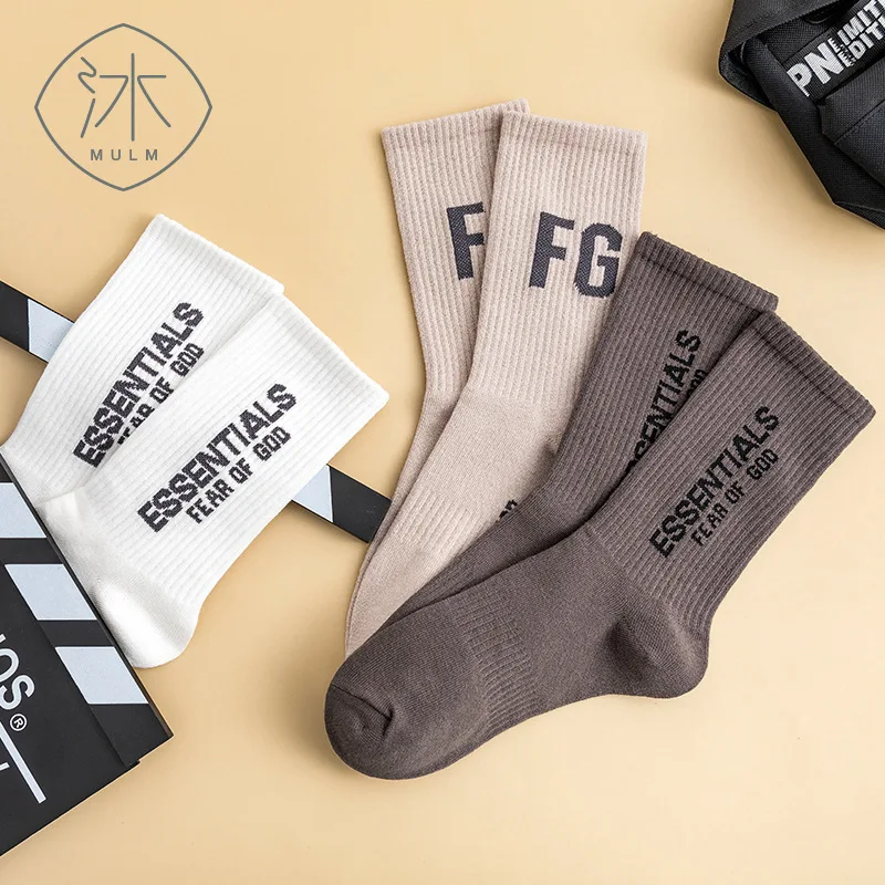 

MY-043 Letter Designer Cotton Fashion Custom Soft Breathable Men's Crew Socks, As shows