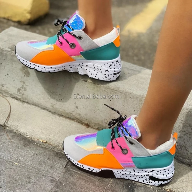 ladies casual walking shoes