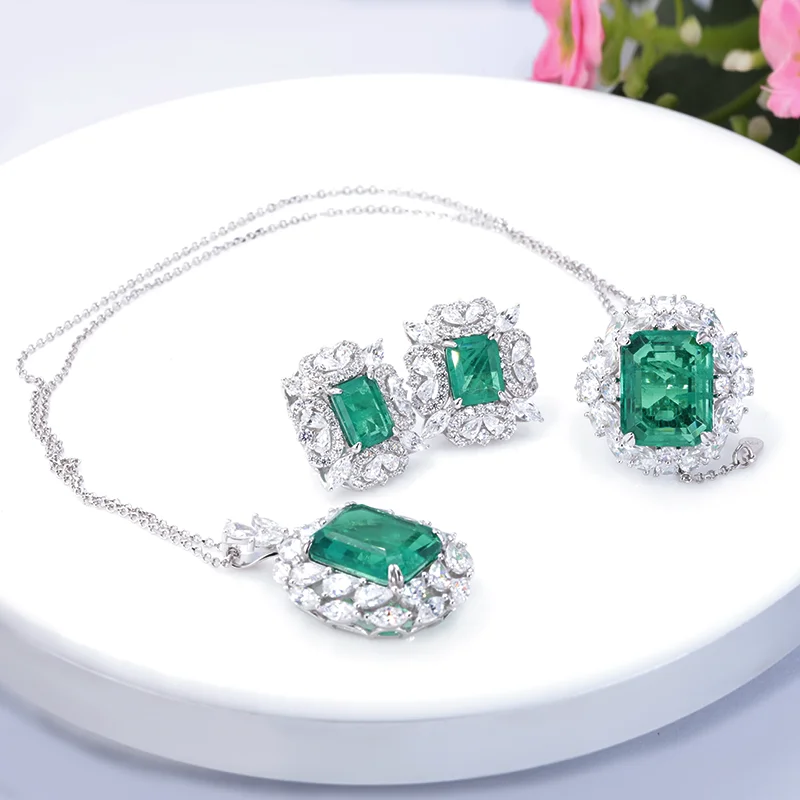 

Hot Sale Synthetic Emerald Green ring earring necklace Jewelry Woman 925 Sterling Silver Wedding Engagement Jewelry set