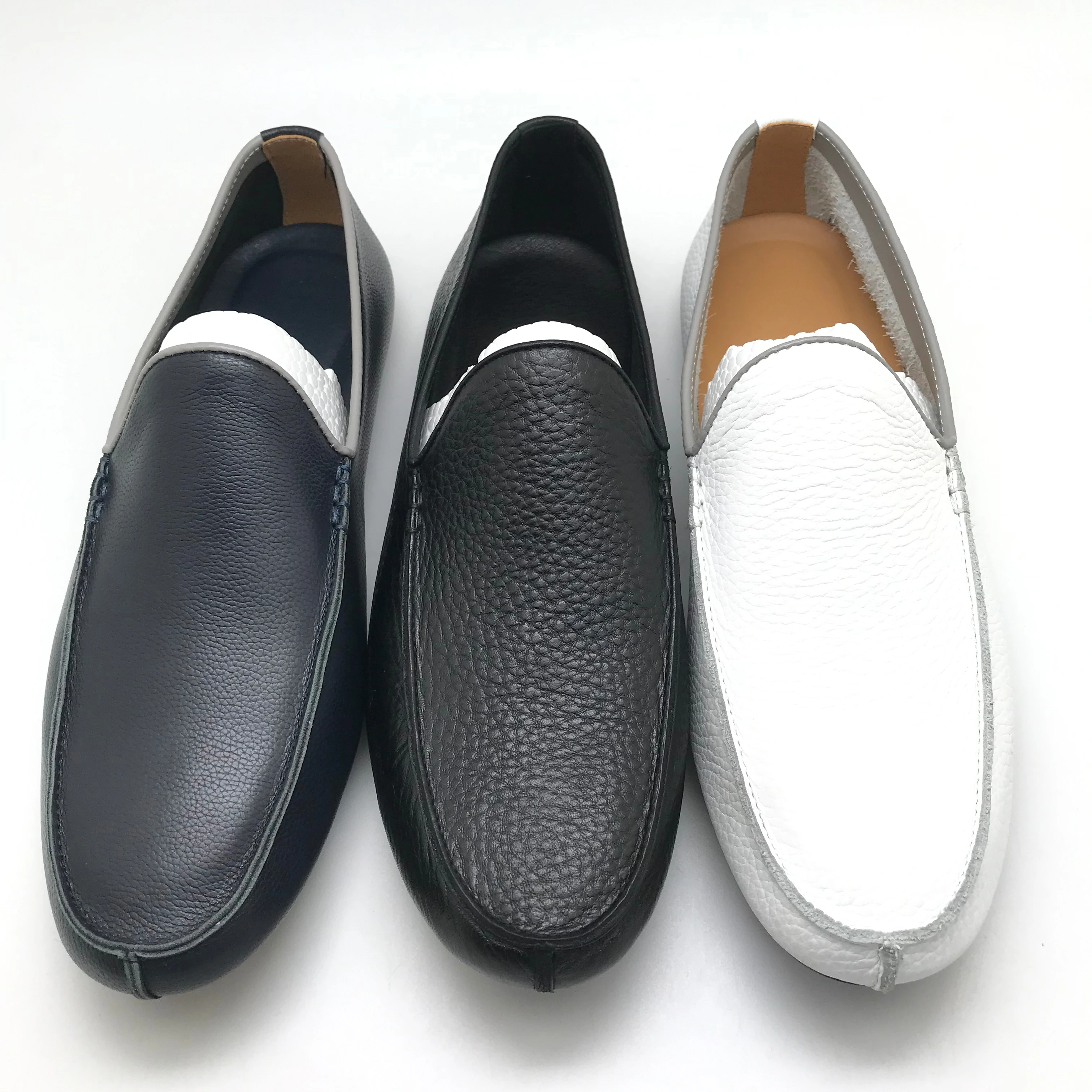 

China Manufacturer Custom Wholesale Leather Slippers for Men, Flat Moccasins Loafer Driving Shoes Men's Dress Shoes, Black white blue