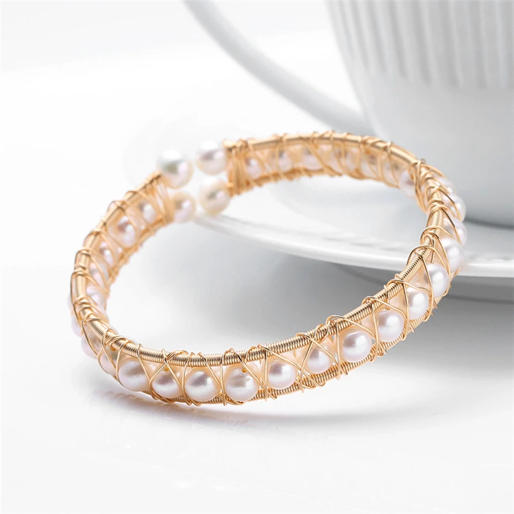 

Fashion simple light luxury natural freshwater pearl 14K gold injection multi-layer bracelet for women