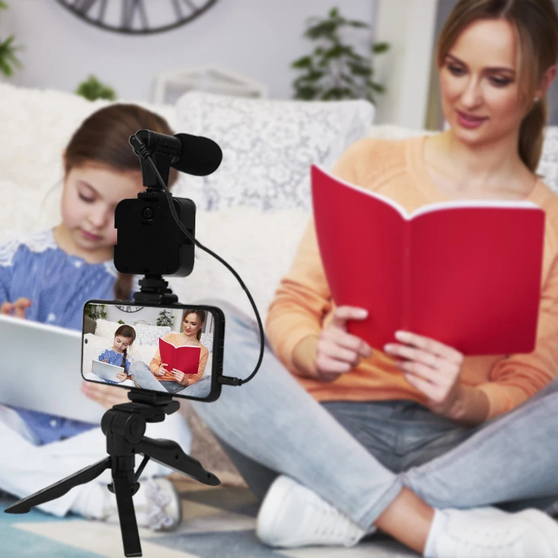 

Vlog Kit with Small Microphone Video Making Vlog Tripod Kit