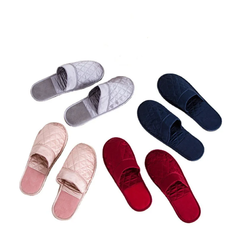 

Customized private label Comfortable Fluffy Indoor Scuff House Travel Shoes Closed Toe Pure Silk Slippers for women men