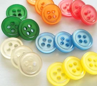 

Dyeing transparent pearl sew polyester shirt button