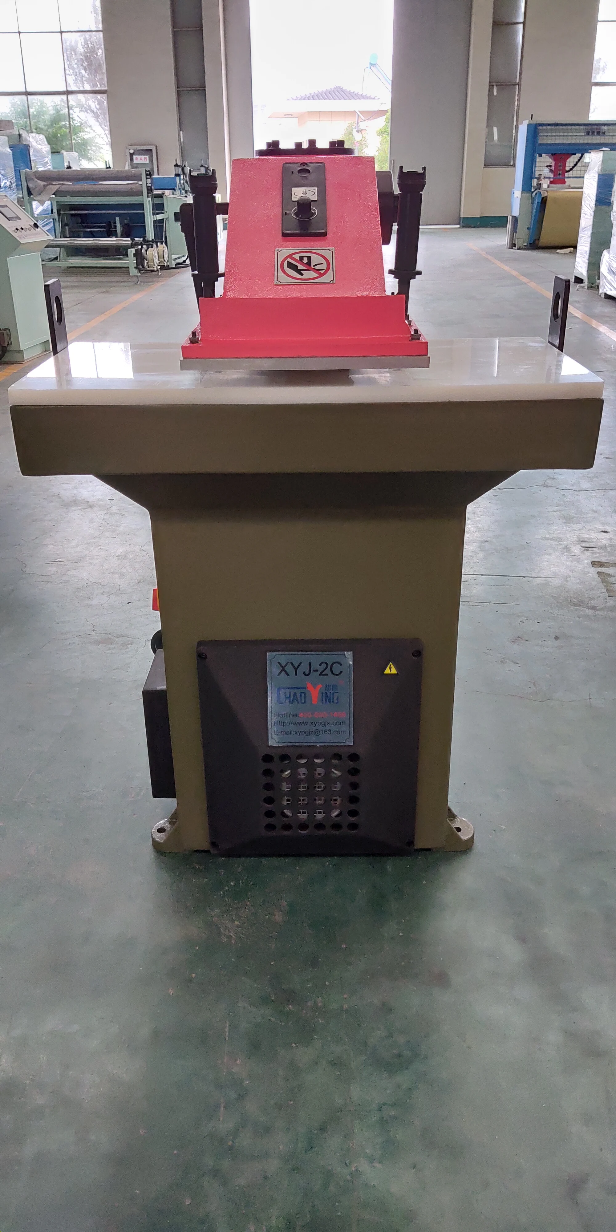 
Leather shoes gasket sponge die cutting machine 