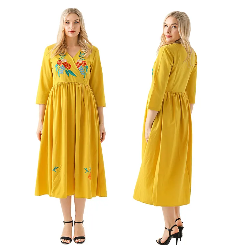 

2021 Amazon Embroidered V-neck Long-sleeved High-waisted Long Skirt Simple White Women Floral Maxi Casual Clothes Dresses, Customized color