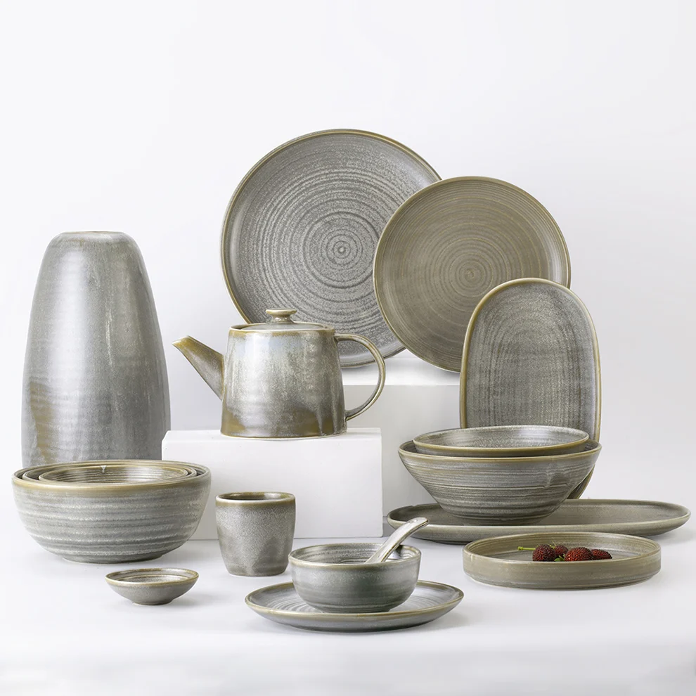 

YAYU arabian style retro ceramic serving tableware set all-sizes plates bowls sets for restaurant porcelain dinnerware set