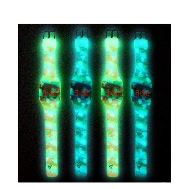 

2021 hot selling LED kids digital blinking cheap silicone custom jelly pattern Luminous glow in dark watches