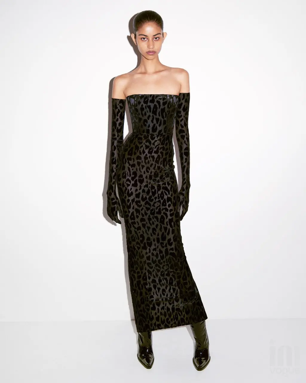 

BD2181 New Design Ladies Solid Strapless Long Sleeves Sexy Velvet Floor Length Good Quality Dress Leopard