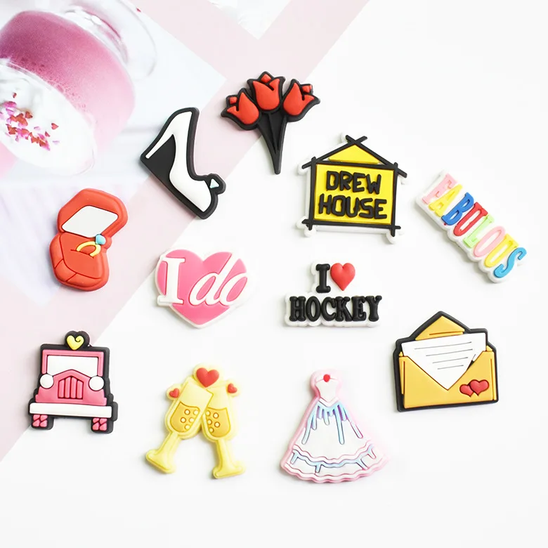 

2021 new hot selling manufacturer wholesale cute cartoon style PVC charms Custom designer sandals charms, As picture