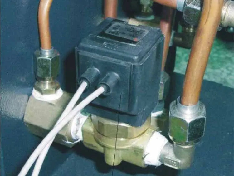 
Shini Mould Temperature Controller with Oil 6 ~ 36 kW Industrial Oil Heater for Mold up to 300 Degree Celsius 