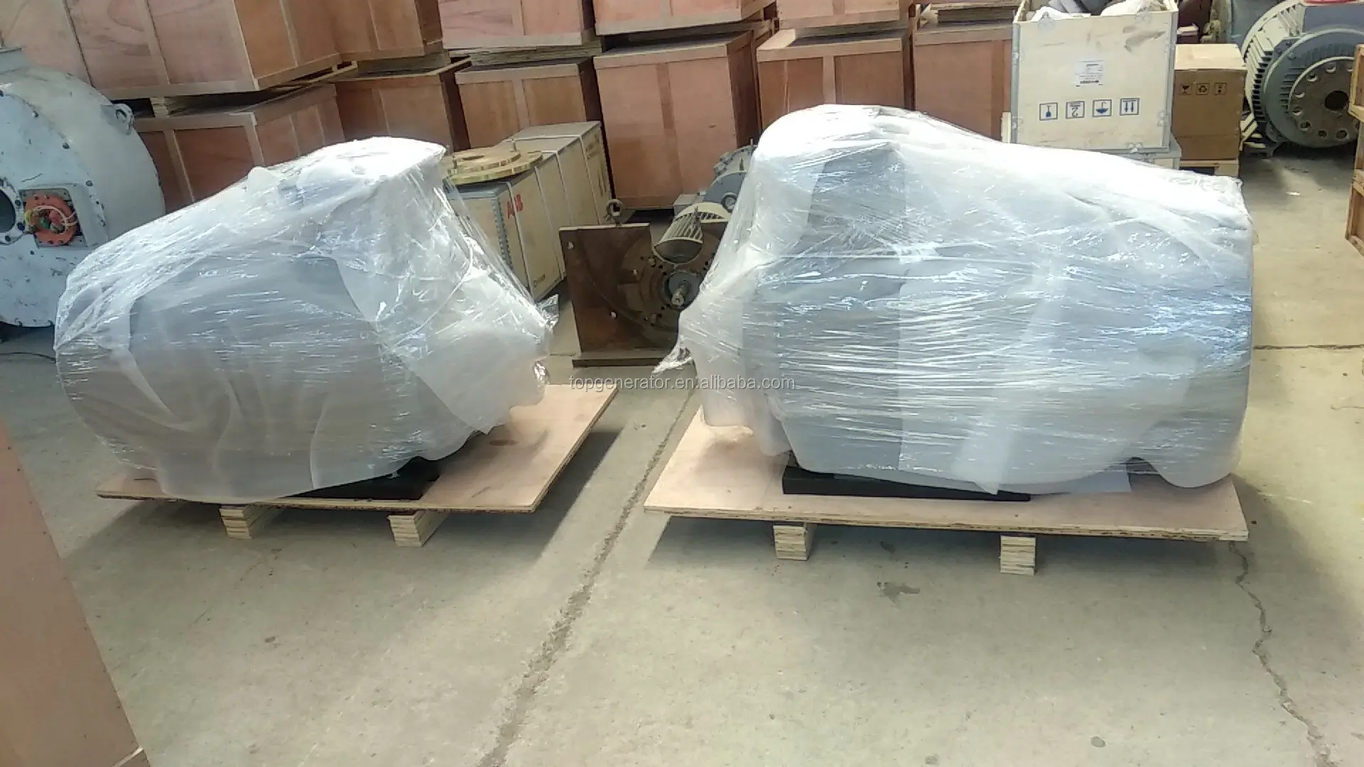 
100rpm 50kw 150kw 300kw 600kw 1200kw 3 Phase 50Hz / 60Hz PMG Wind / Water Turbine Permanent Magnet Generator 
