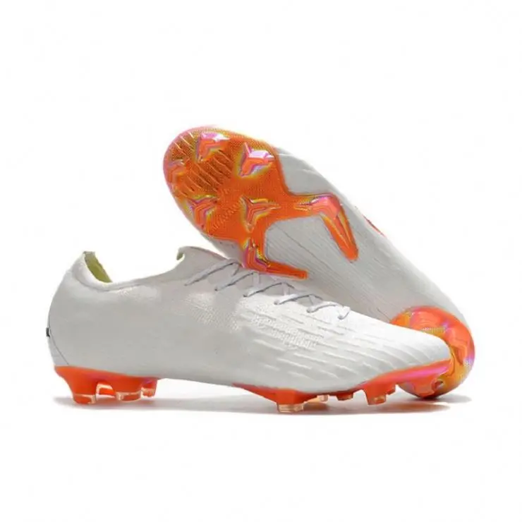 

2020 new arrival hot sale superfly football boots, Request