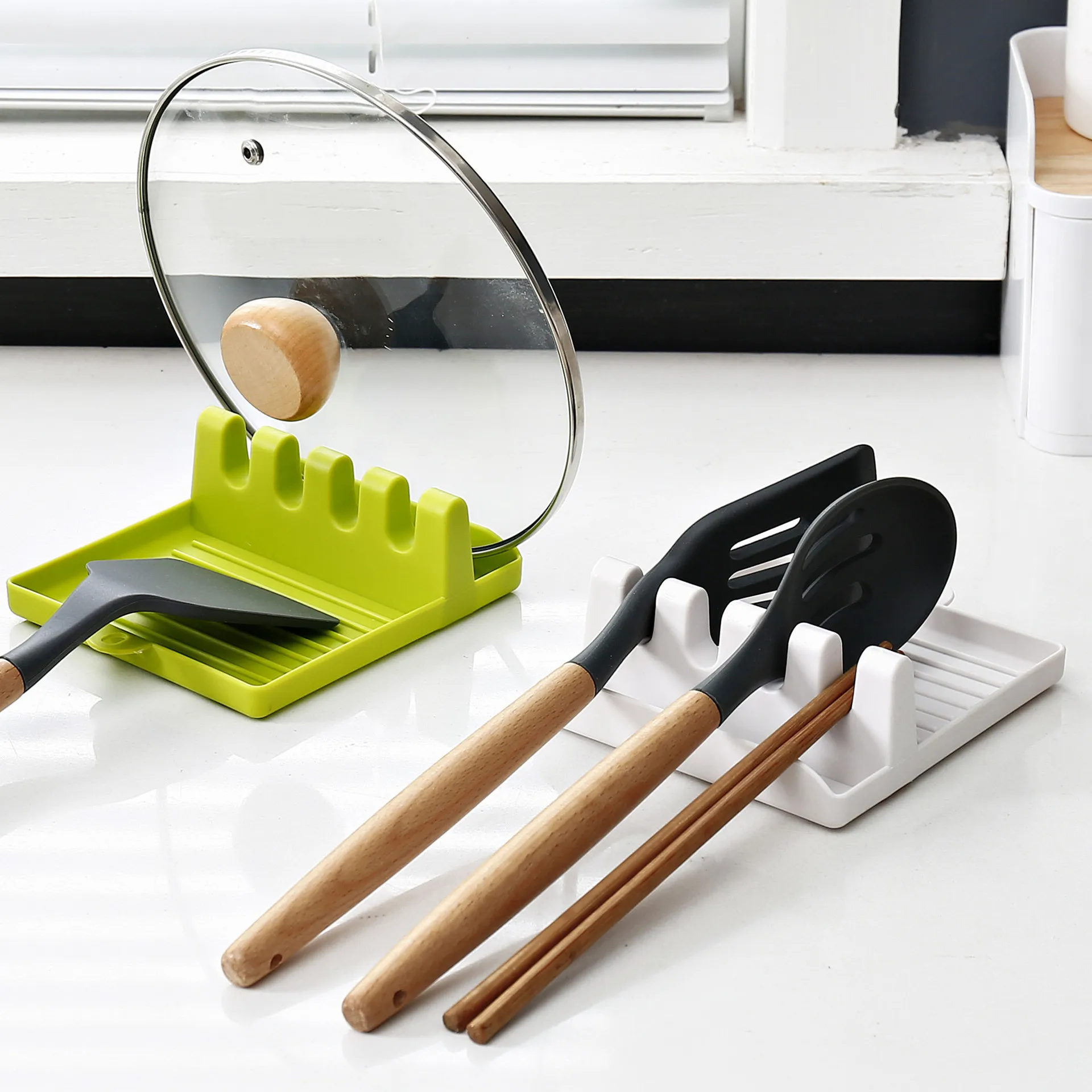 

Kitchen Spoon Holder Fork Spatula Rack Shelf Organizer Plastic Spoon Rest Chopsticks Holder Non-slip Spoons Pad