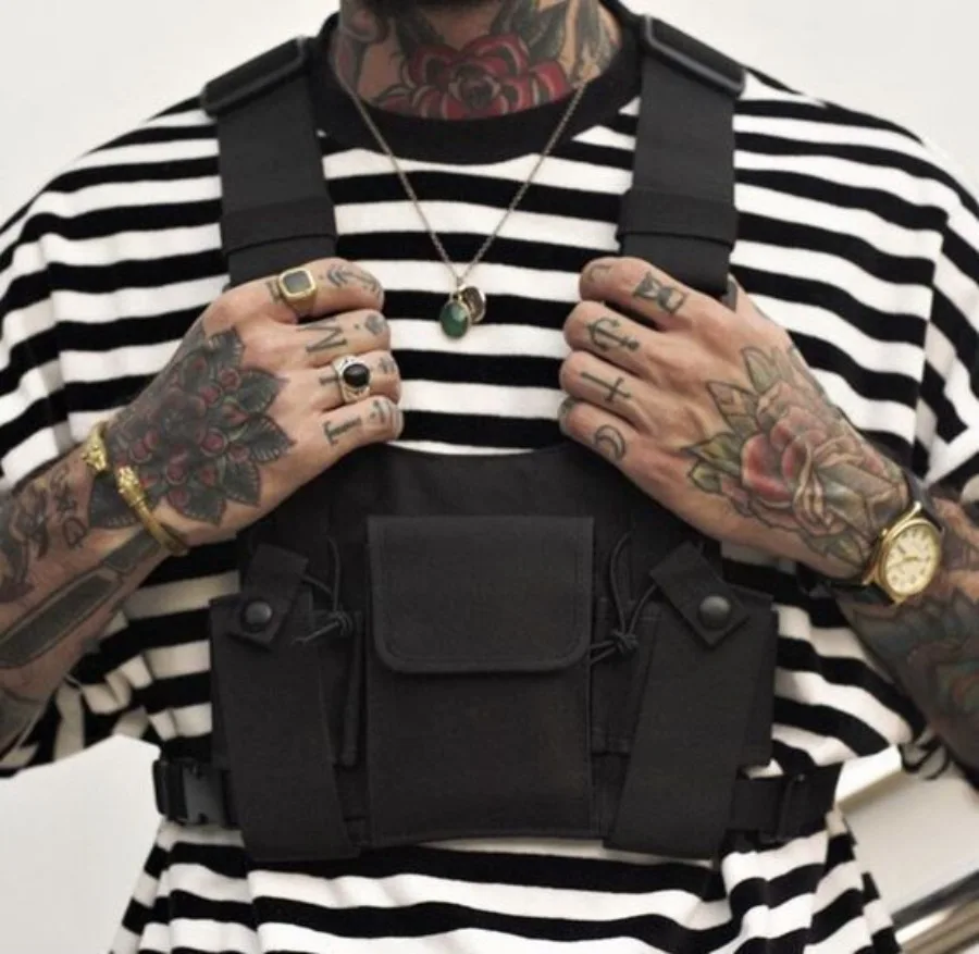 

Hot Sales Multi-Functional Tactical Custom Men Chest Vest Crossbody Bag Molle Front Chest Bag for Hiking or Riding, Picture