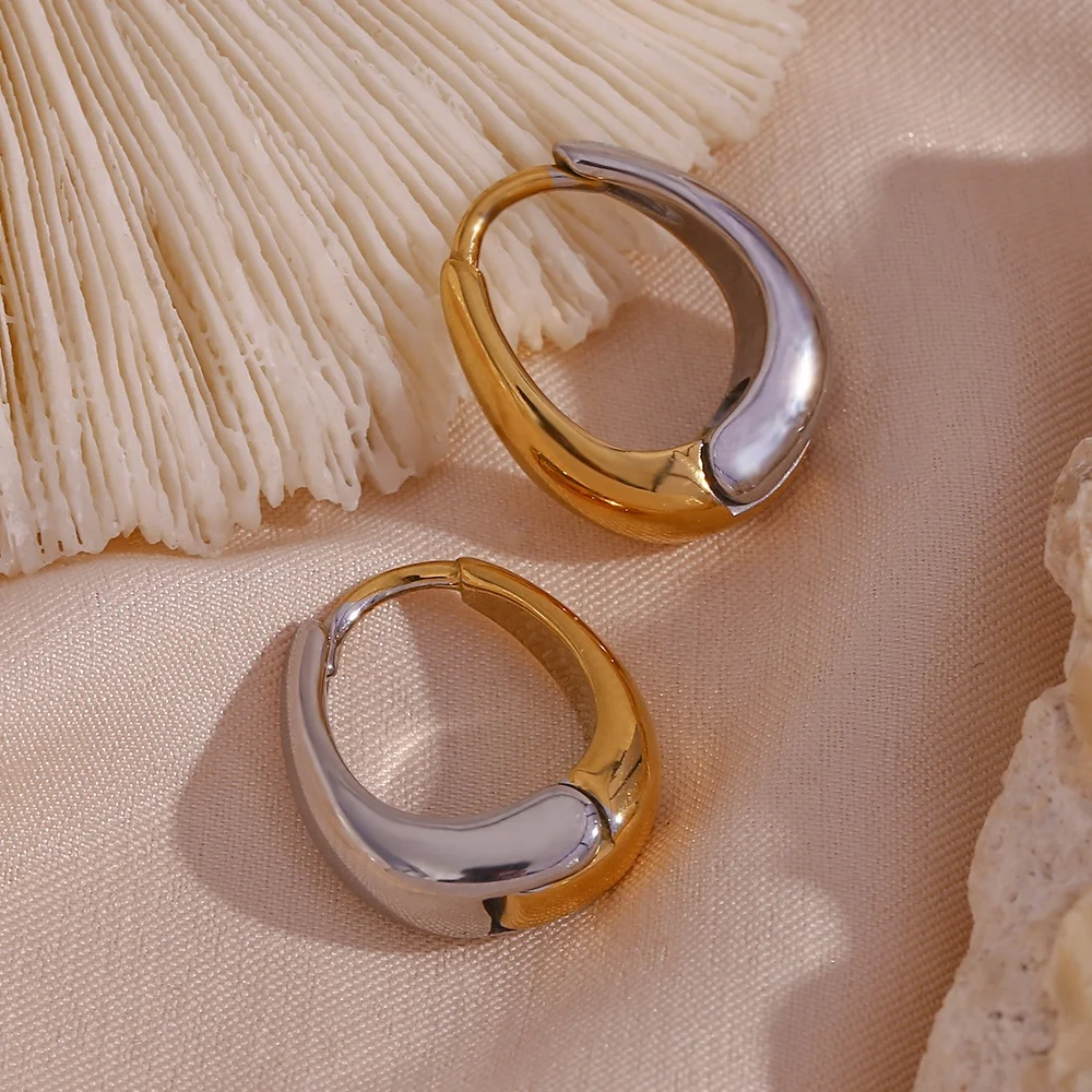 

Fashion Jewelry 2023 Dainty Pear Huggie Earrings 18k Gold Plated Stainless Steel EARRING Women Jewelry
