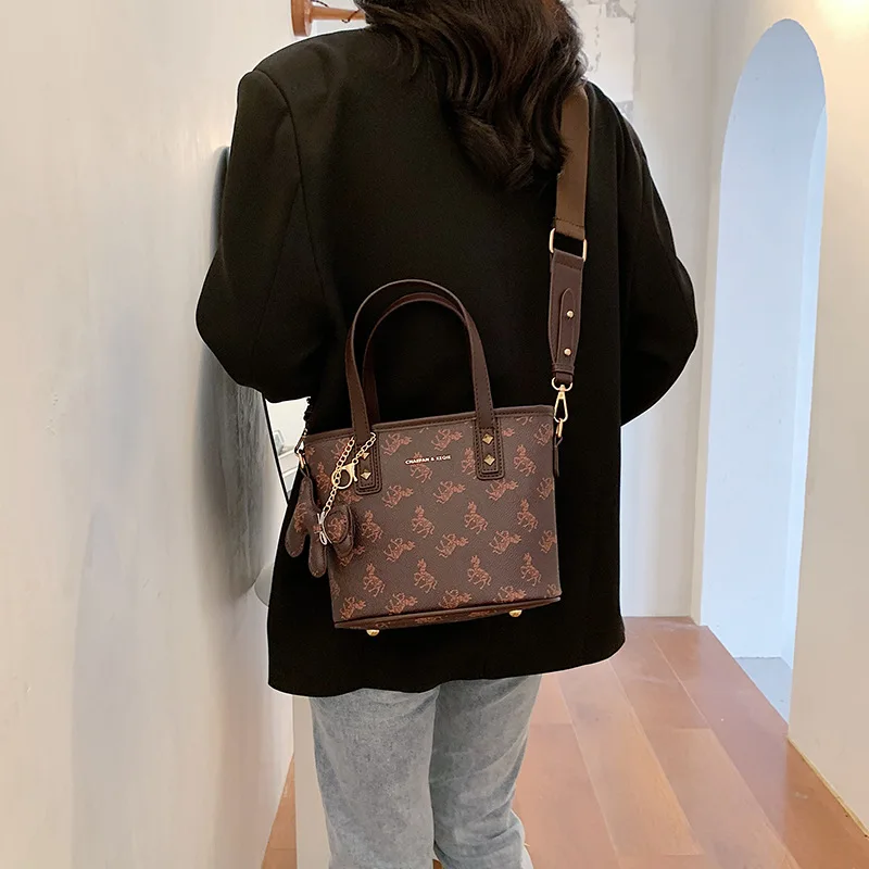 

ST-0199 Trend Of Western Style Ms. Han Edition Joker Inclined Shoulder Bag, Fashion 2021 Bucket Bags Handbags For Women Shoulder, Multi color
