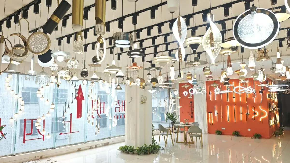 中山市心灯阁灯饰有限公司
