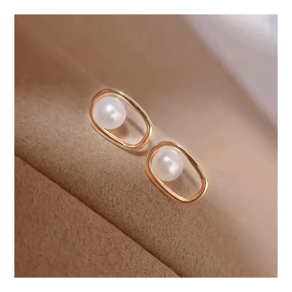 Wholesale 5-6mm 14K Gold Plated White Freshwater Pearl Stud Earrings Vintage Style 925 Silver Jewelry