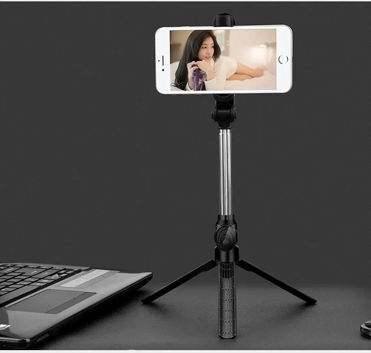 

Selfie Stick Tripod Extendable Selfie Stick with Wireless Remote