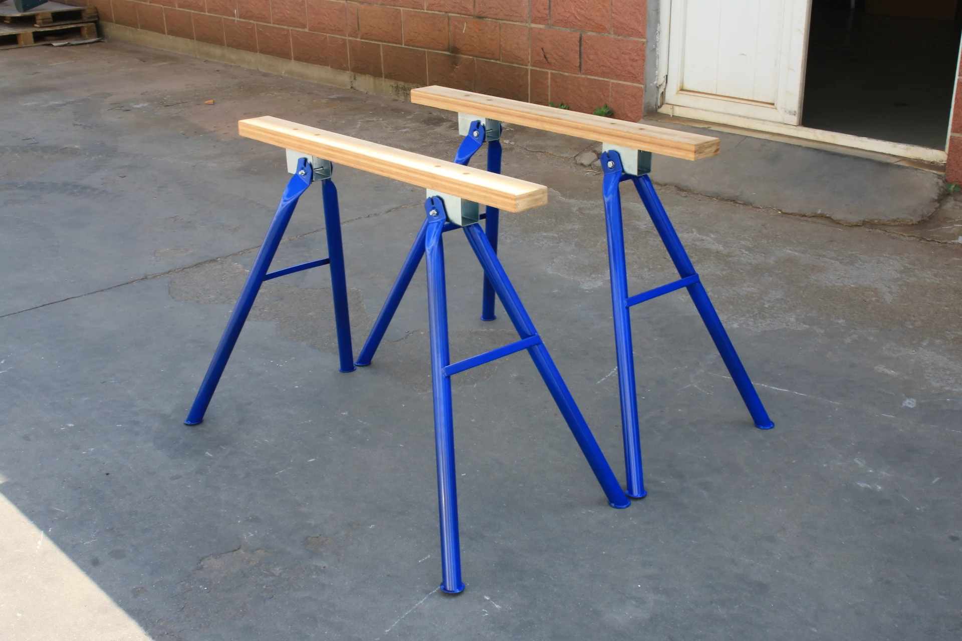 Sturdy Saw Horse Lightweight Workhorse Sawhorse - Buy Sturdy Sawhorse 