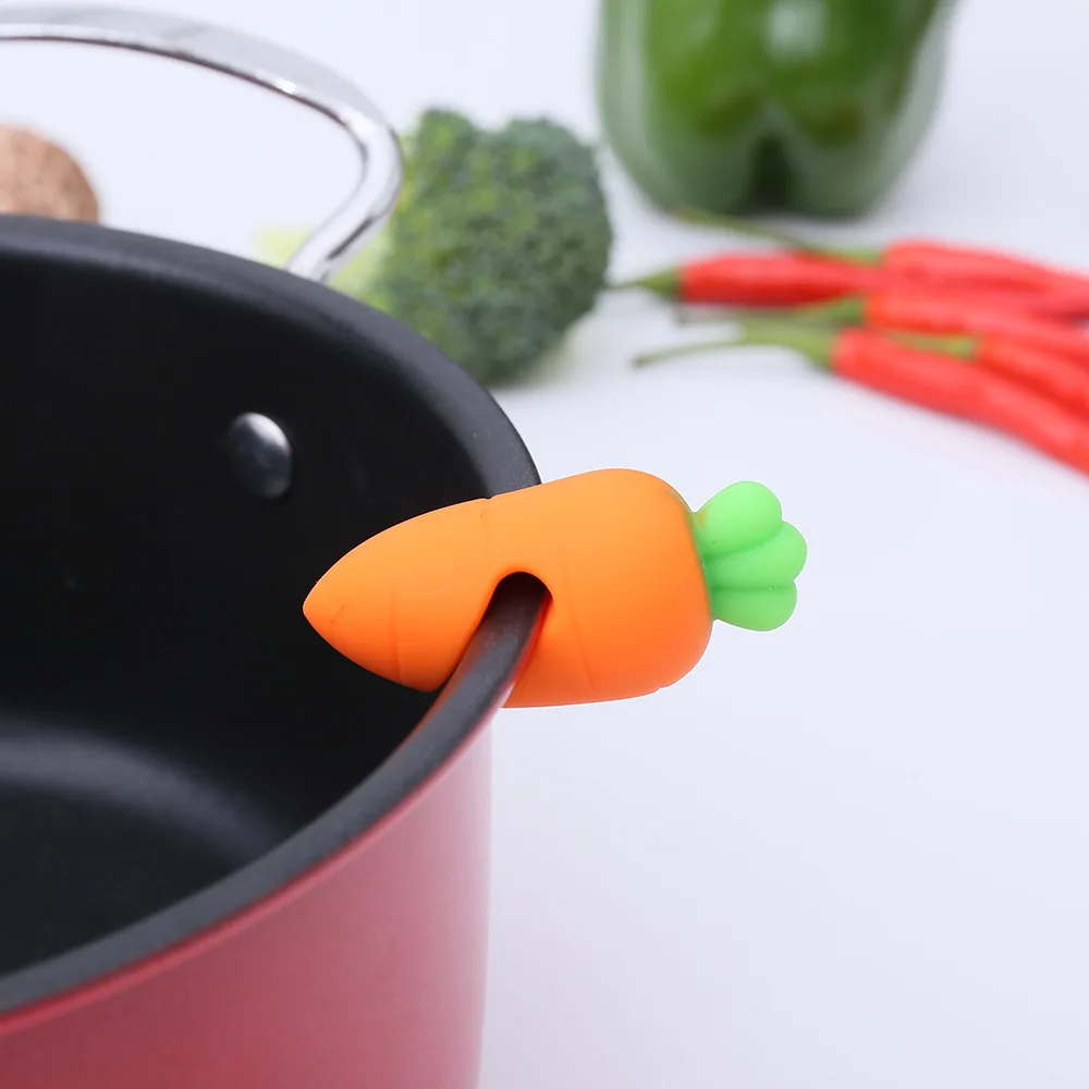 

Silicone Pot Clips Cute Carrot Pan Cover Anti-overflow Rack Kitchen Prevent Overflow Lid Holder Shelf Soup Pot Clip Spoon Rest, Orange