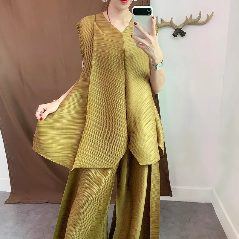 

miyake 2 piece set women clothing v collar sleeveless suit, Yellow,black,purple,gray,khaki