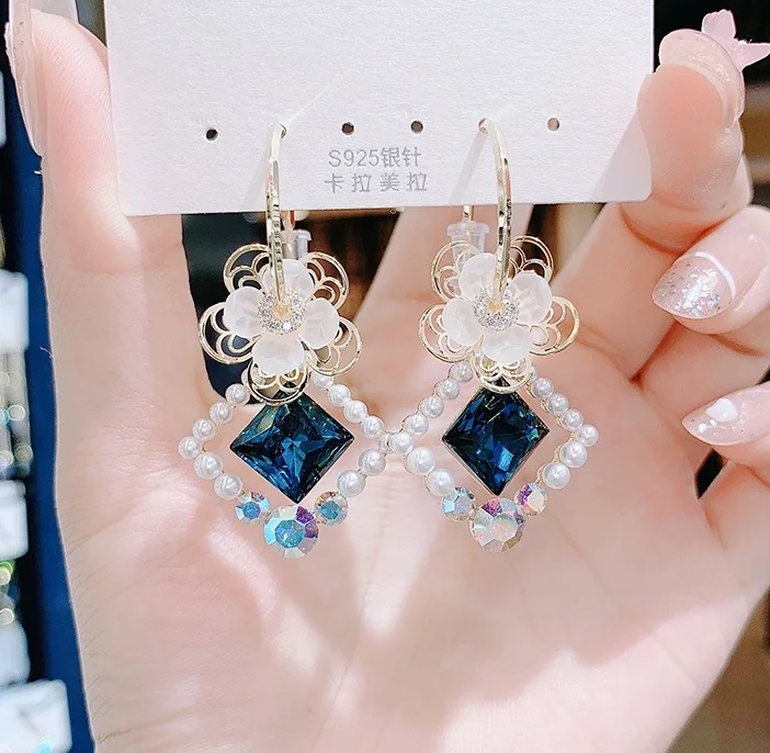 

Fashion Crystal Rhinestone pearl flower drop 925 Silver needle earrings, Gold