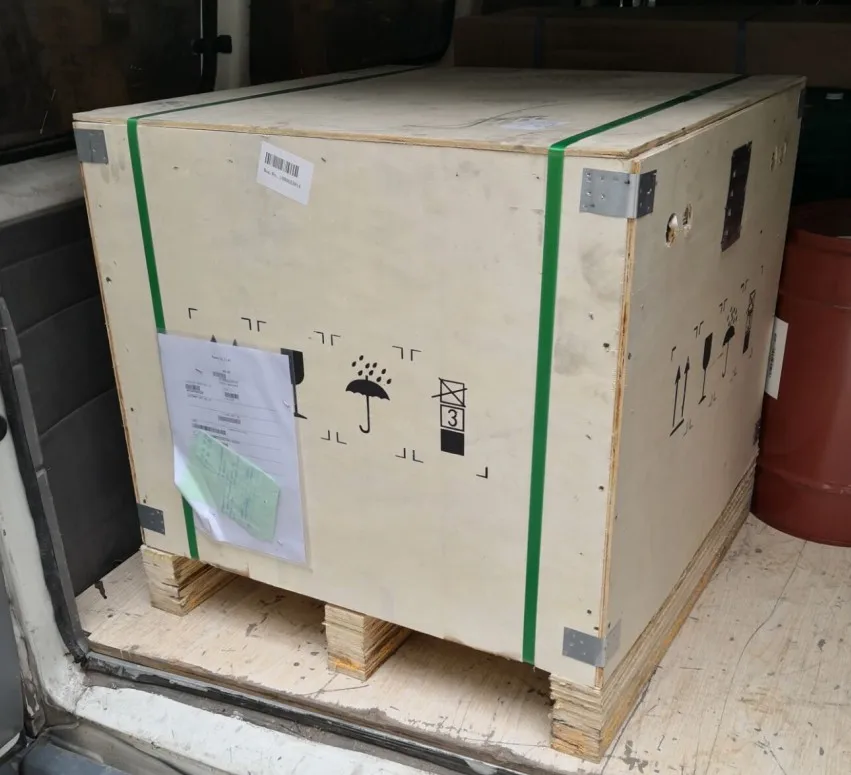 carrier compressor carlyle new & genuine model 06nw2300s5ea-a00