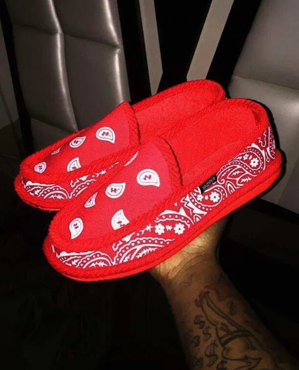

New arrival custom LOGO plus size flat bandanas women red casual cheap loafers shoes, Red,blue,black