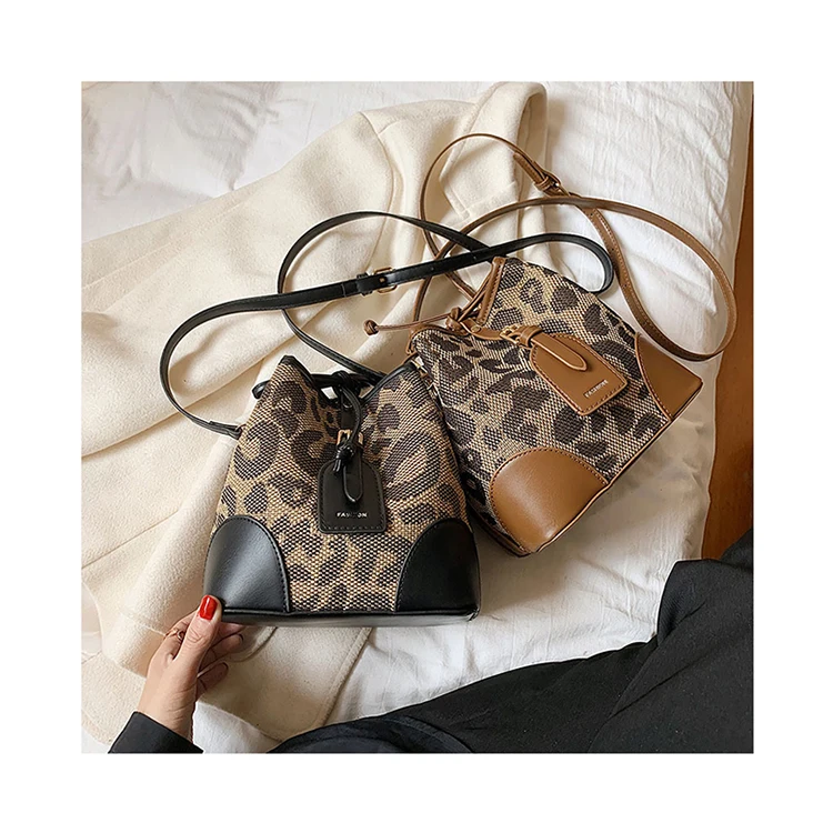 

Panelled Leopard Ladies 2021 Fall Winter Shoulder Messenger Purses Luxury Women Drawstring Bucket Hand Bags Ins Handbags Ladies