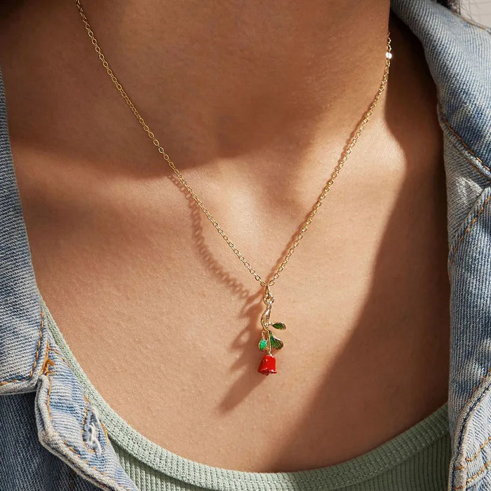 

18k gold pendent necklace rose flower necklace silver and gold letter chain necklaces, Picture