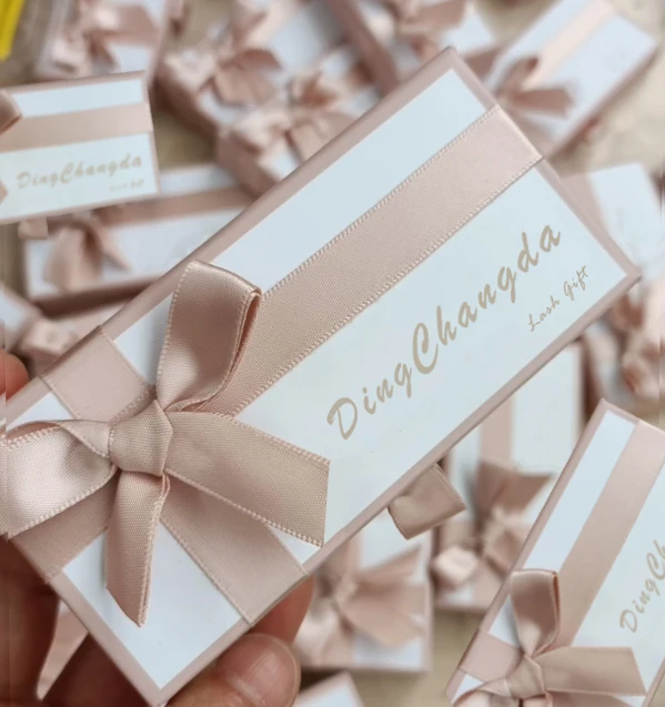 

Wholesale Price 3D Brown Eyelash Box With Ribbon Private Label Hot Sale Siberia Mink Lashes Full Strip Lashes