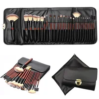 

2020 HOT Wholesale brushes makeup Wood Handle Professional makeup brush set with case for daily makeup