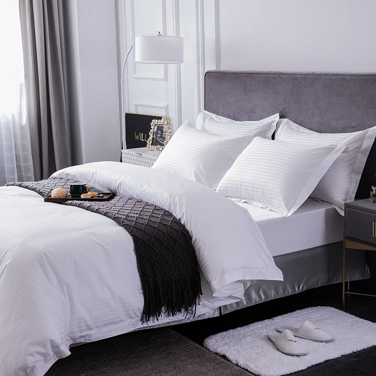
Easton Hotel supplies customizable high quality 100% cotton hotel bedding sets comforter bedsheets bedding set 