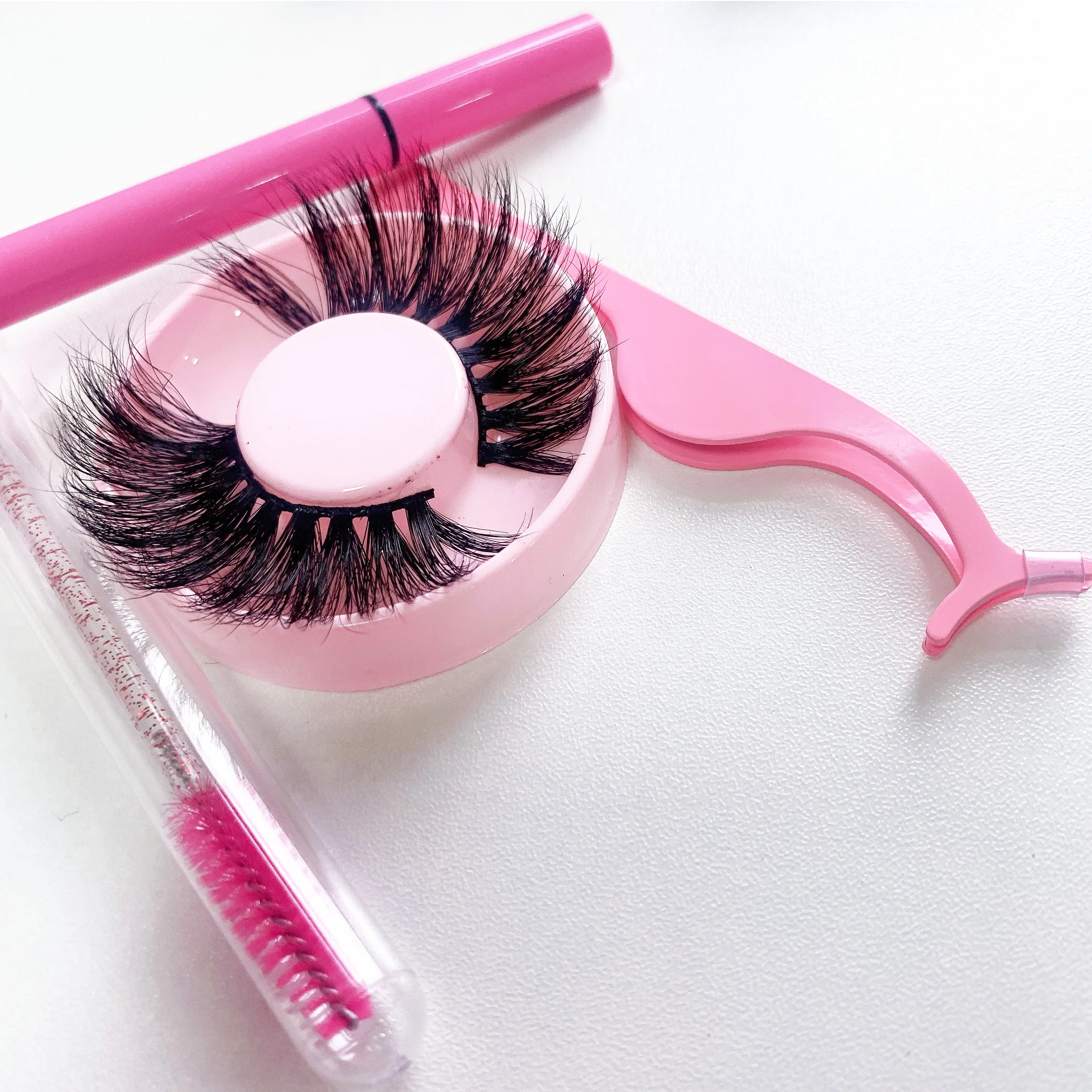 

2021 New arrival 100% mink eyelashes real mink eyelash vendor 25 mm 3d mink eyelash custom lashbox packaging, Black color