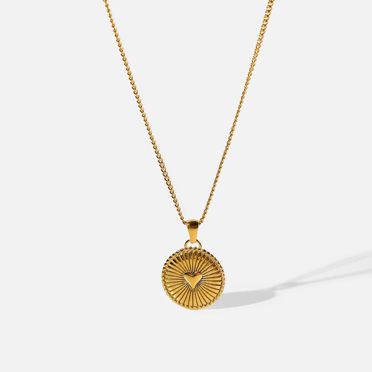 

Charm 18K Gold Plated Stainless Steel Jewelry Gift Party Three-dimensional Front and Back Side Round Heart Pendant Necklace