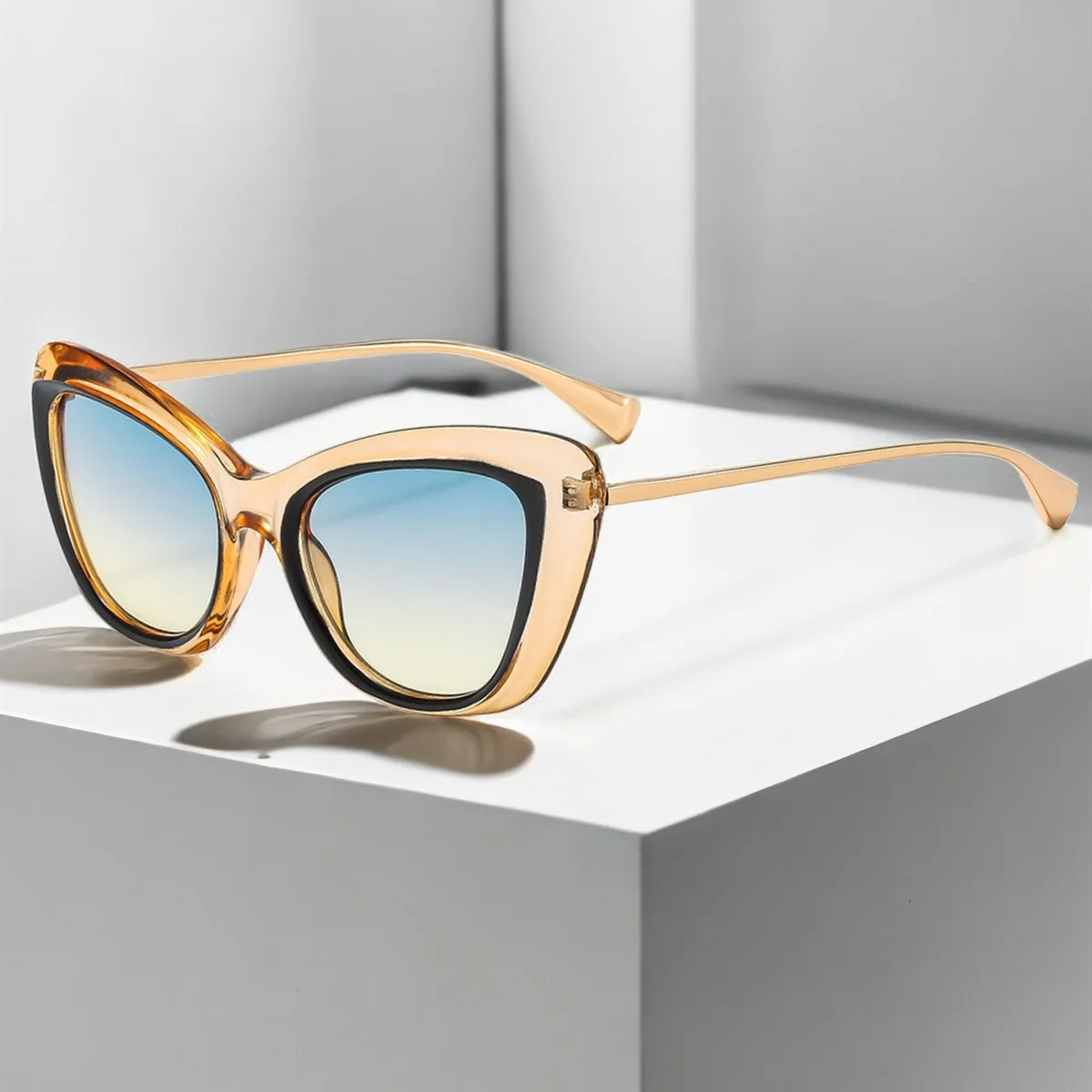 

3235 Retro oversized Metal Frame Vintage Sunglasses Ladies big Luxury Brand Designer Cat Eye Women Sunglasses