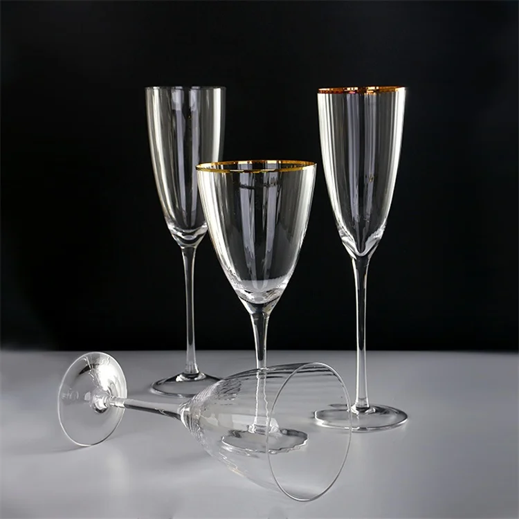 

Creative Vertical grain glass goblet glass wine cup with gold rim